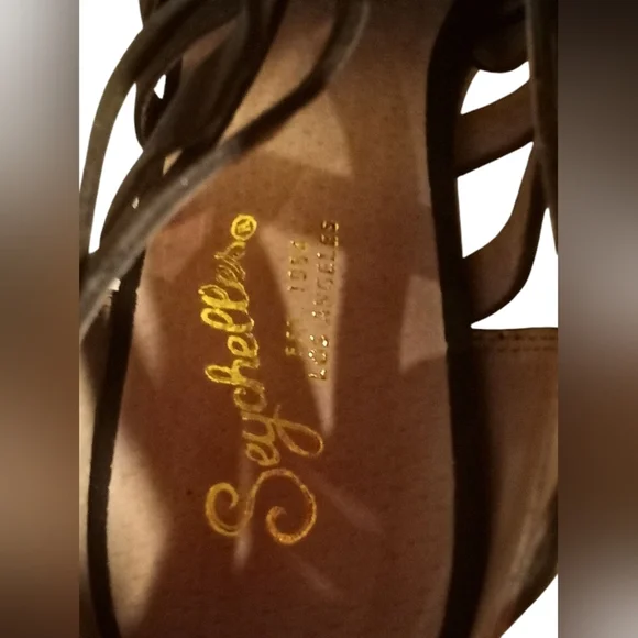 Seychelles Of LA- Shootie, Shoe/Bootie, Black Leather Uppers, Zipper Back, - Picture 11 of 15